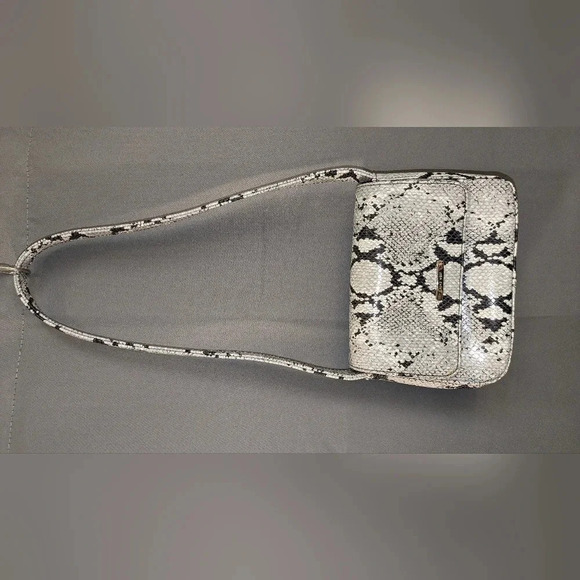 Nine West small shoulder purse - Picture 1 of 7
